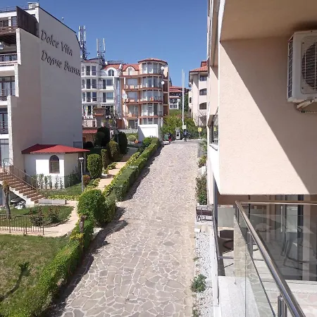 Dolce Ii Waterfront Sunset Sea View Luxury דירה *